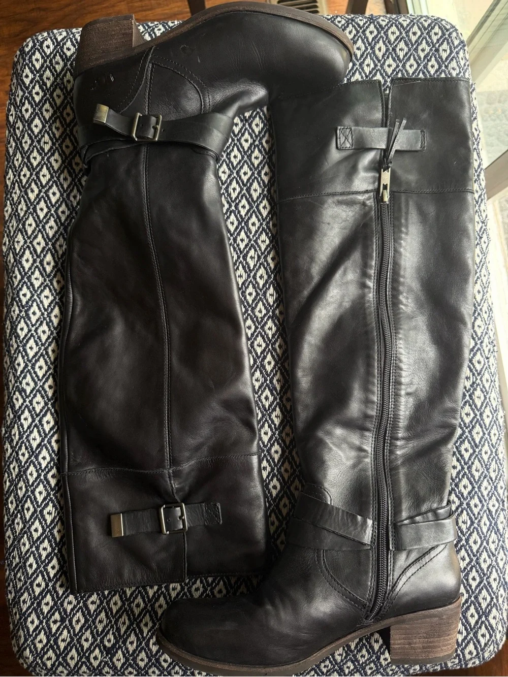 UGG black leather riding boots tall heeled Bess style over the knee size 7.5